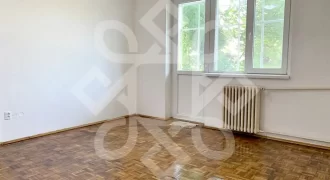 Apartament trei camere de vanzare, etaj I, Decebal, Oradea
