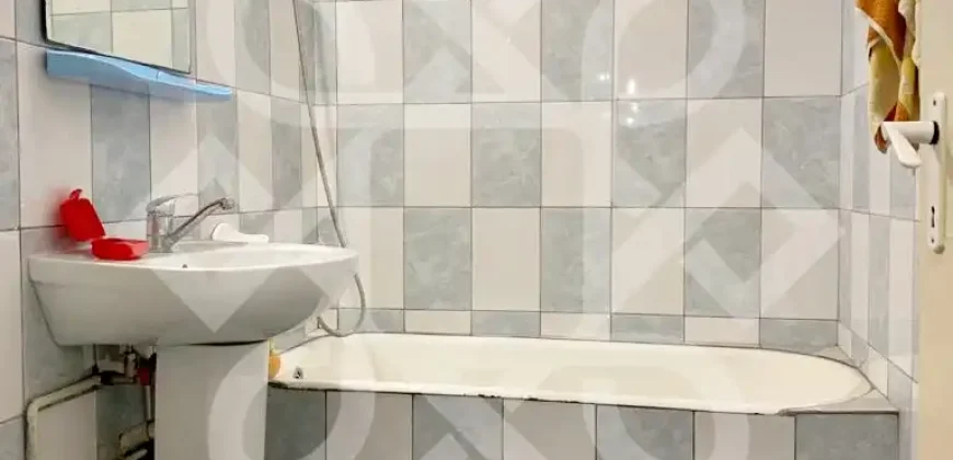 Apartament trei camere de vanzare, etaj I, Decebal, Oradea