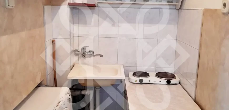 Garsoniera de inchiriat, zona Cantemir, Oradea
