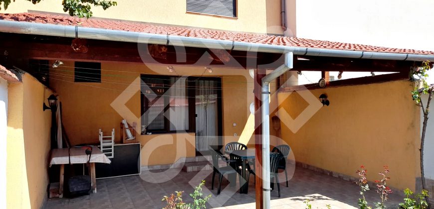 Casa cu trei dormitoare de inchiriat, Cantemir, Oradea