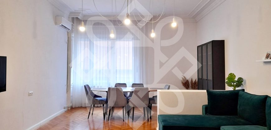 Apartament doua camere, lux, ultracentral, Oradea