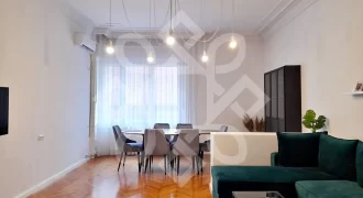Apartament ultracentral de vanzare, zona Teatrului Oradea