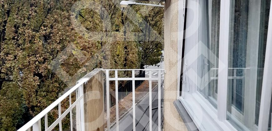 Apartament cu 3 camere si garaj, zona centrala, Oradea