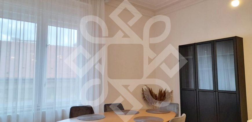 Apartament doua camere, lux, ultracentral, Oradea