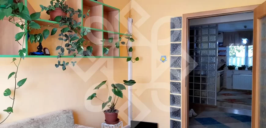Apartament patru camere de vanzare, Nufarul, Oradea
