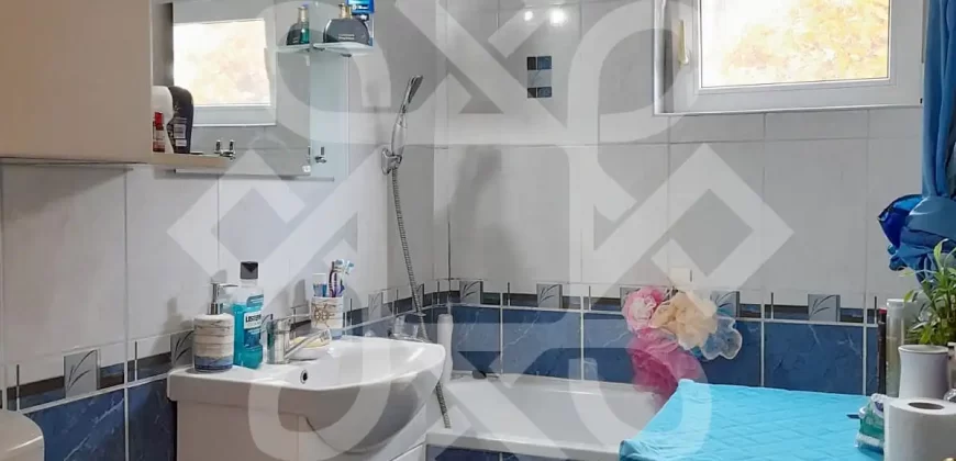 Apartament patru camere de vanzare, Nufarul, Oradea