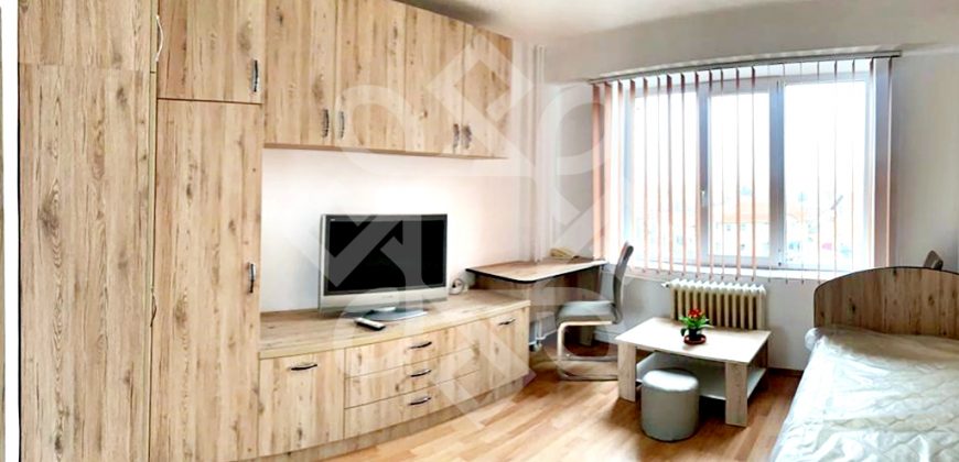Apartament o camera de inchiriat, bulevard Decebal, Oradea