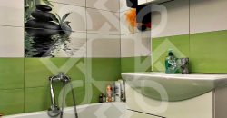 Apartament cu trei camere de inchiriat pe Dacia