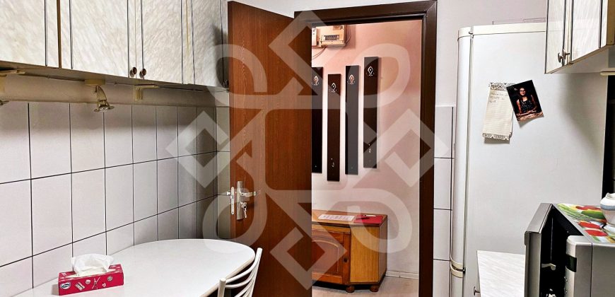 Apartament cu trei camere de inchiriat in Iosia