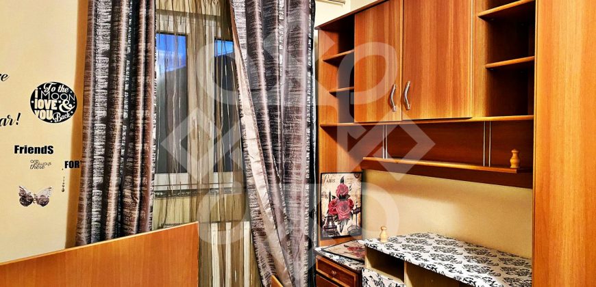 Apartament cu trei camere de inchiriat in Iosia