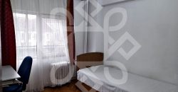 Apartament cu trei camere de inchiriat pe Magheru
