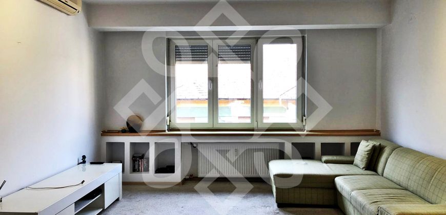 Apartament ultracentral cu 2 camere de vanzare