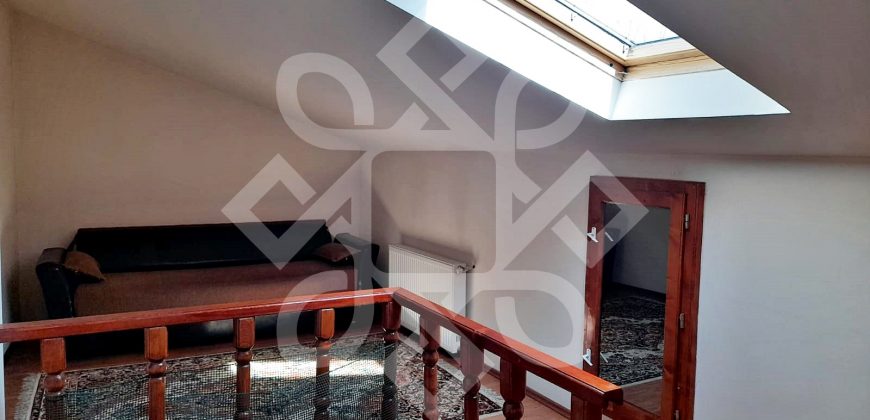 Apartament cu 4 camere la casa de inchiriat pe Sucevei