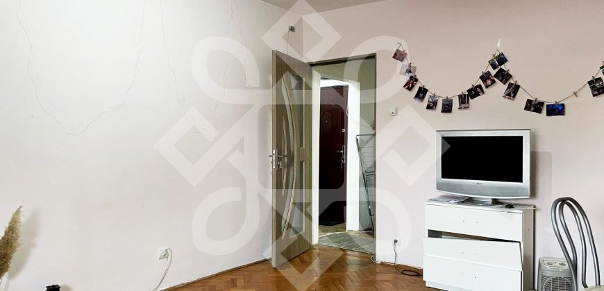 Apartament cu 1 camera de vanzare in cartier Nufarul