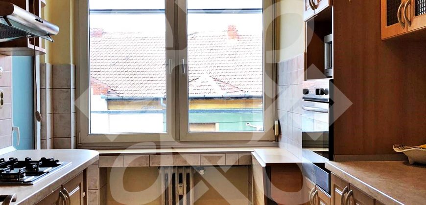 Apartament ultracentral cu 2 camere de vanzare