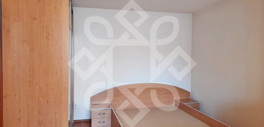 Apartament cu 4 camere la casa de inchiriat pe Sucevei