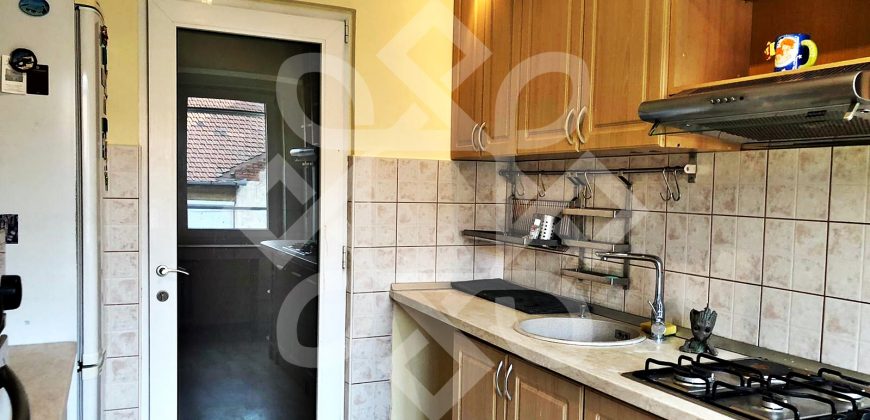 Apartament ultracentral cu 2 camere de vanzare