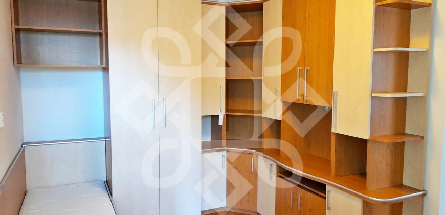 Apartament cu 4 camere la casa de inchiriat pe Sucevei