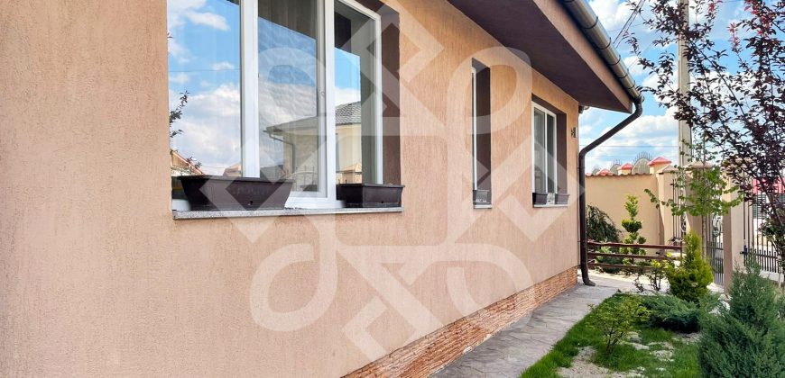 Casa cu 3 dormitoare de vanzare in Cihei