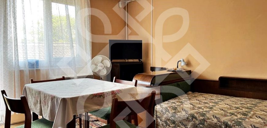 Apartament cu 3 camere de vanzare central in Salonta