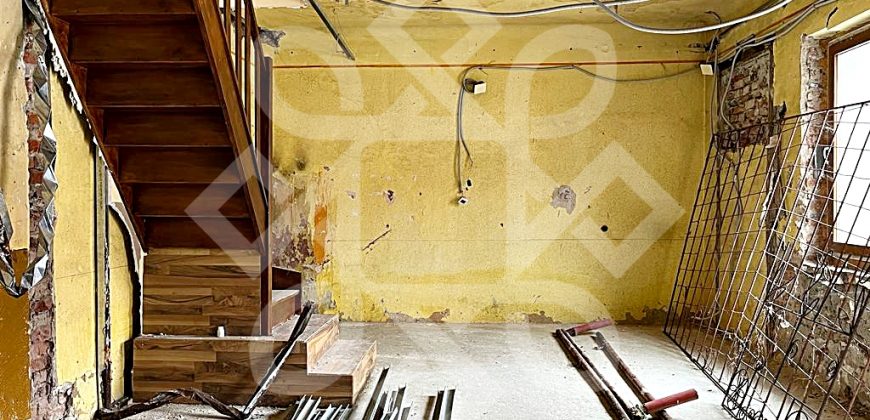 Apartament la casa cu 3 camere, ultracentral in Oradea