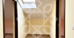 Apartament la casa cu 3 camere, ultracentral in Oradea