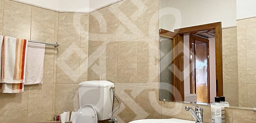 Apartament spatios cu 3 camere de vanzare, central, Oradea