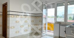 Apartament spatios cu 3 camere de vanzare, central, Oradea