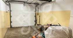 Apartament spatios cu 3 camere de vanzare, central, Oradea