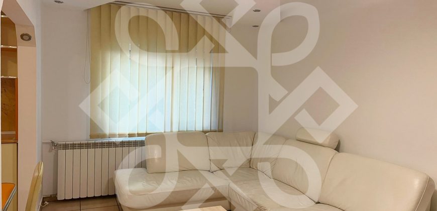 Apartament cu 4 camere de inchiriat in zona Decebal