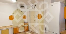 Apartament cu 4 camere de inchiriat in zona Decebal