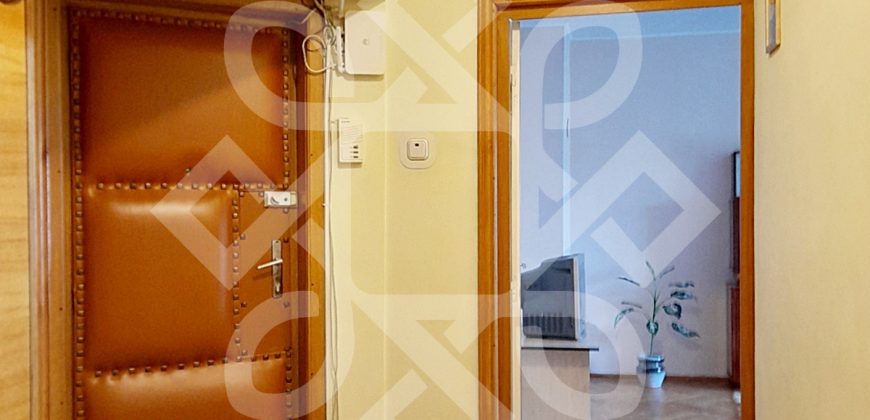 Apartament cu 3 camere de inchiriat, Nufarul, Oradea