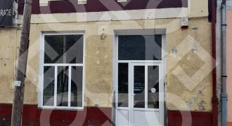 Spatiu comercial central de inchiriat