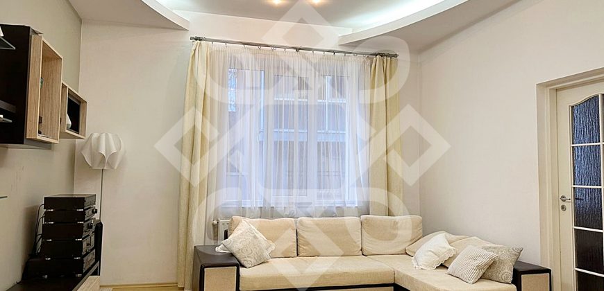 Apartament la casa cu 4 camere, ultracentral in Oradea
