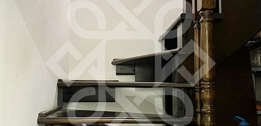 Apartament la casa cu 4 camere, ultracentral in Oradea