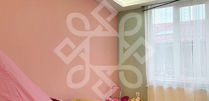 Apartament la casa cu 4 camere, ultracentral in Oradea