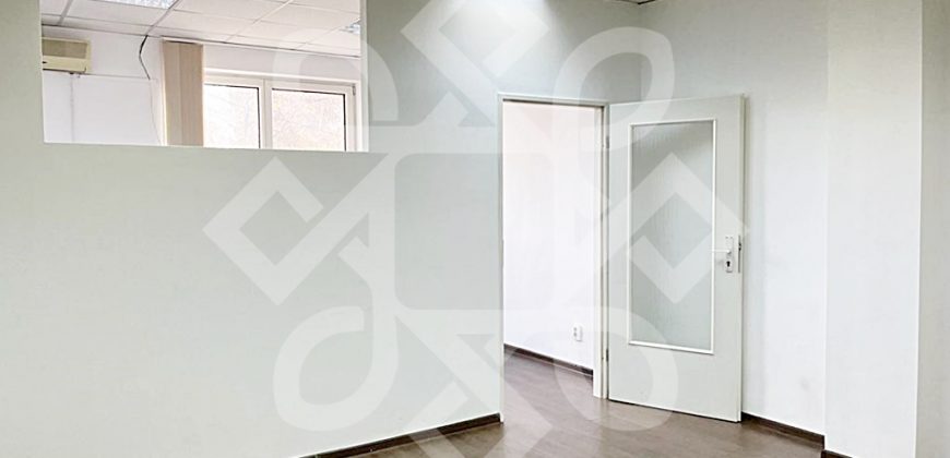Spatiu pentru birou de inchiriat ultracentral in Oradea