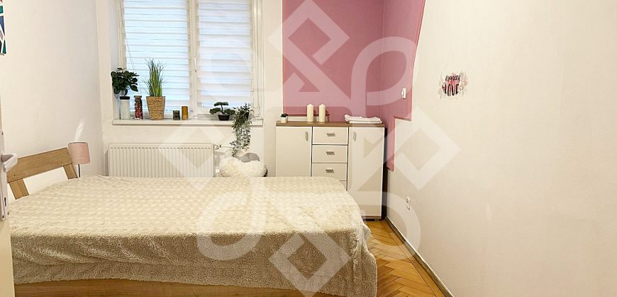 Apartament cu 2 camere in Piata 1 Decembrie, Oradea