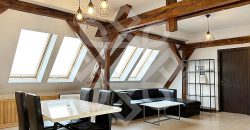 Apartament spatios cu 3 camere ultracentral in Oradea