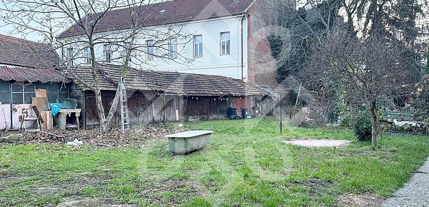 Apartament la casa cu 2 camere, ultracentral in Oradea