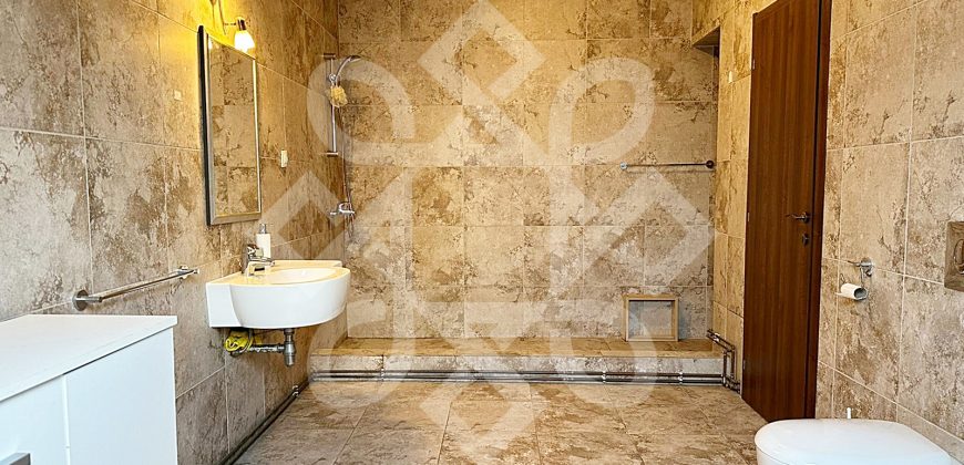 Apartament spatios cu 3 camere ultracentral in Oradea