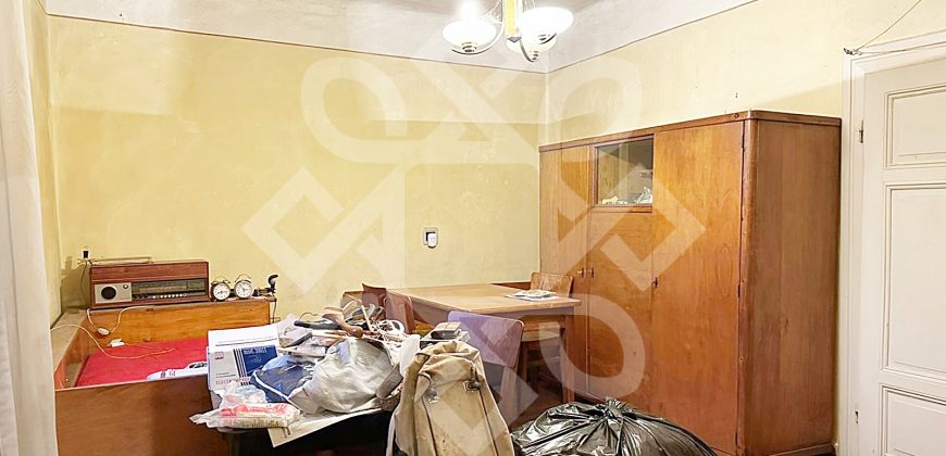 Apartament la casa cu 2 camere, ultracentral in Oradea
