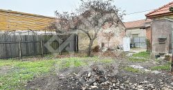 Casa pe nivel de vanzare, singur in curte, Velenta Oradea