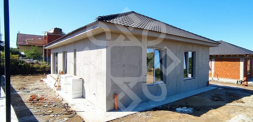 Casa semifinisata pe nivel, zona Oncea, Oradea