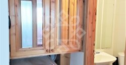 Apartament cu 3 camere de vanzare, zona Lacul Rosu