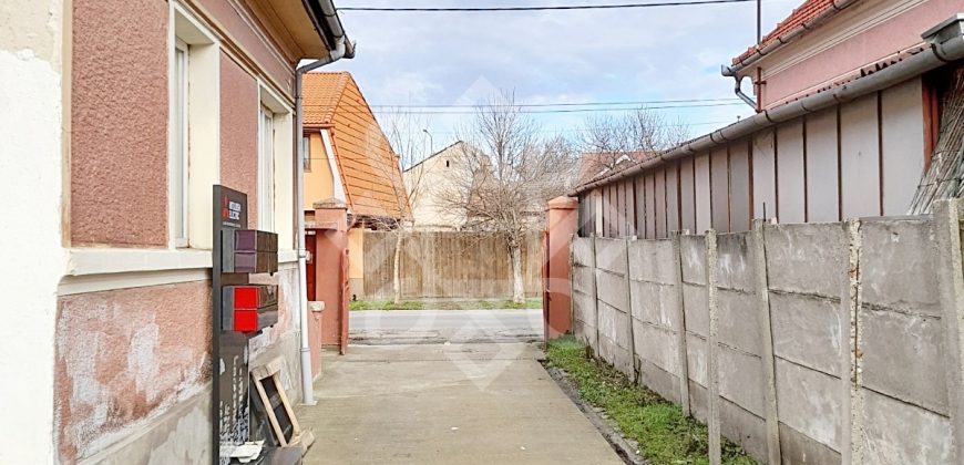 Casa cu teren 518 mp in zona Kaufland Velenta, Oradea