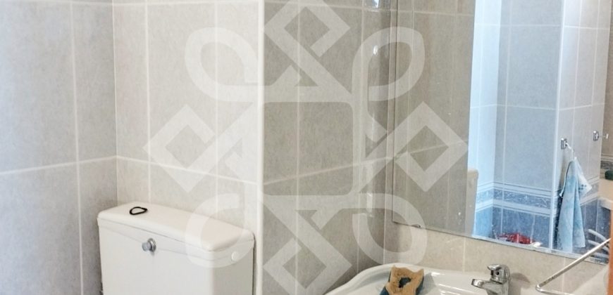 Apartament cu 3 camere de vanzare, zona Lacul Rosu