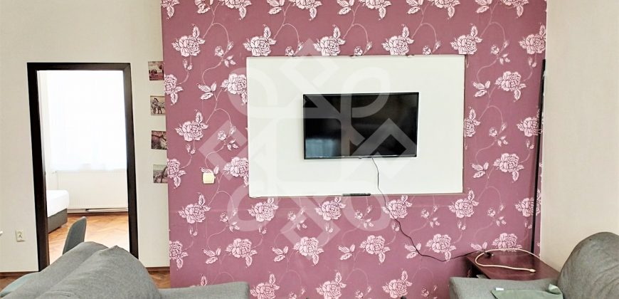 Apartament cu 3 camere, zona Ultracentrala, Oradea