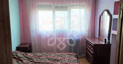Apartament cu 3 camere de vanzare, zona Lacul Rosu
