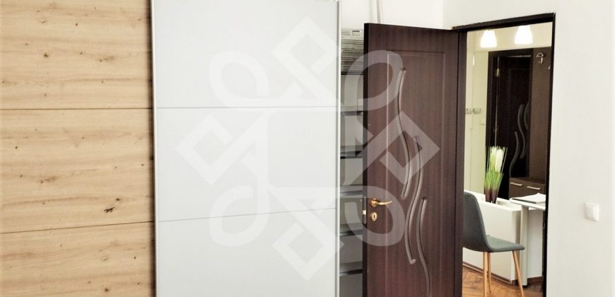 Apartament cu 3 camere, zona Ultracentrala, Oradea